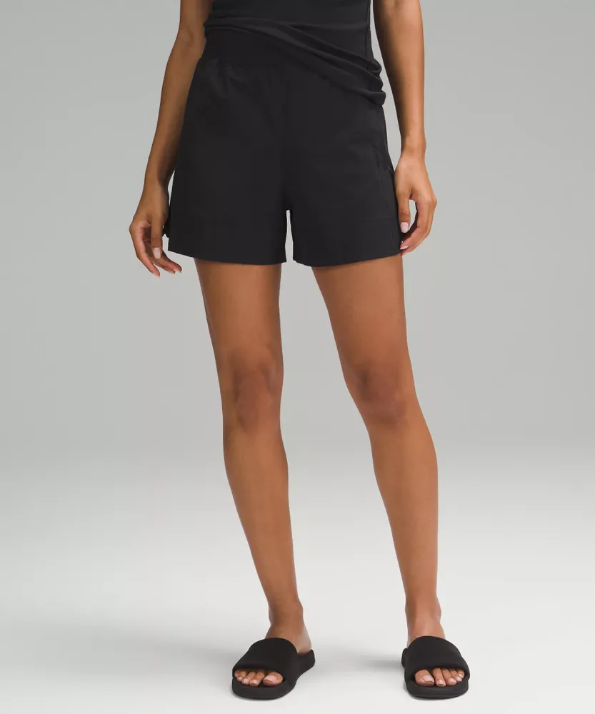 Stretch Woven Relaxed-Fit High-Rise Short 4" | Women's Shorts