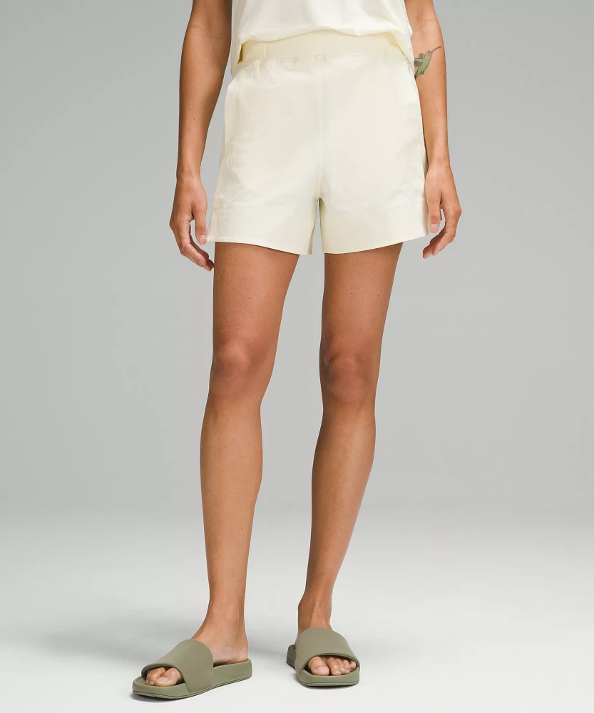 Stretch Woven Relaxed-Fit High-Rise Short 4" | Women's Shorts