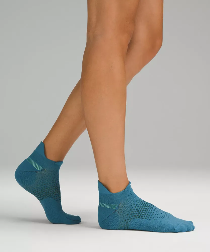 Lululemon athletica Women's MacroPillow Tab Running Sock *Medium