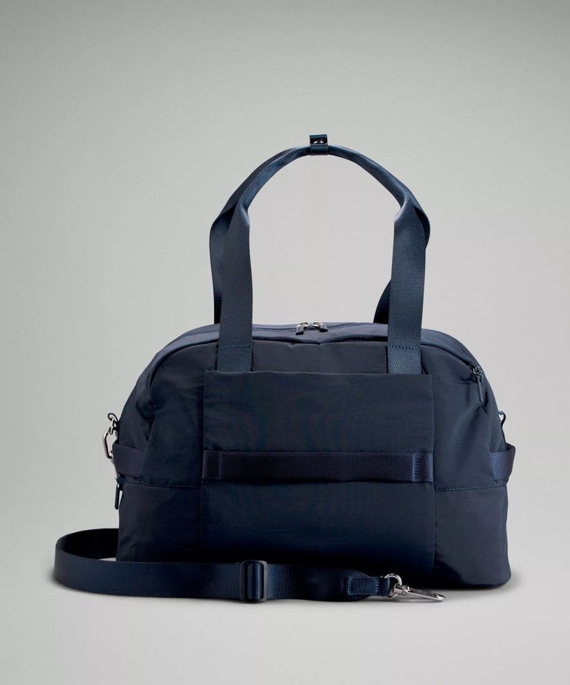 City Adventurer Duffle Bag 29L *Club Patch | Women's Bags,Purses,Wallets
