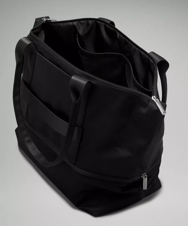 Lululemon athletica Adventurer Tote Bag 27L | Women's Bags,Purses,Wallets | Bridge Street Town Centre