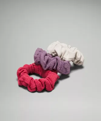 Uplifting Scrunchies Textured *3 Pack | Women's Accessories