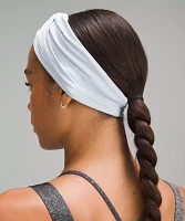 Women's Ribbed Nulu Twist-Front Headband | Hair Accessories