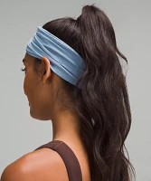 Women's Ribbed Nulu Twist-Front Headband | Hair Accessories