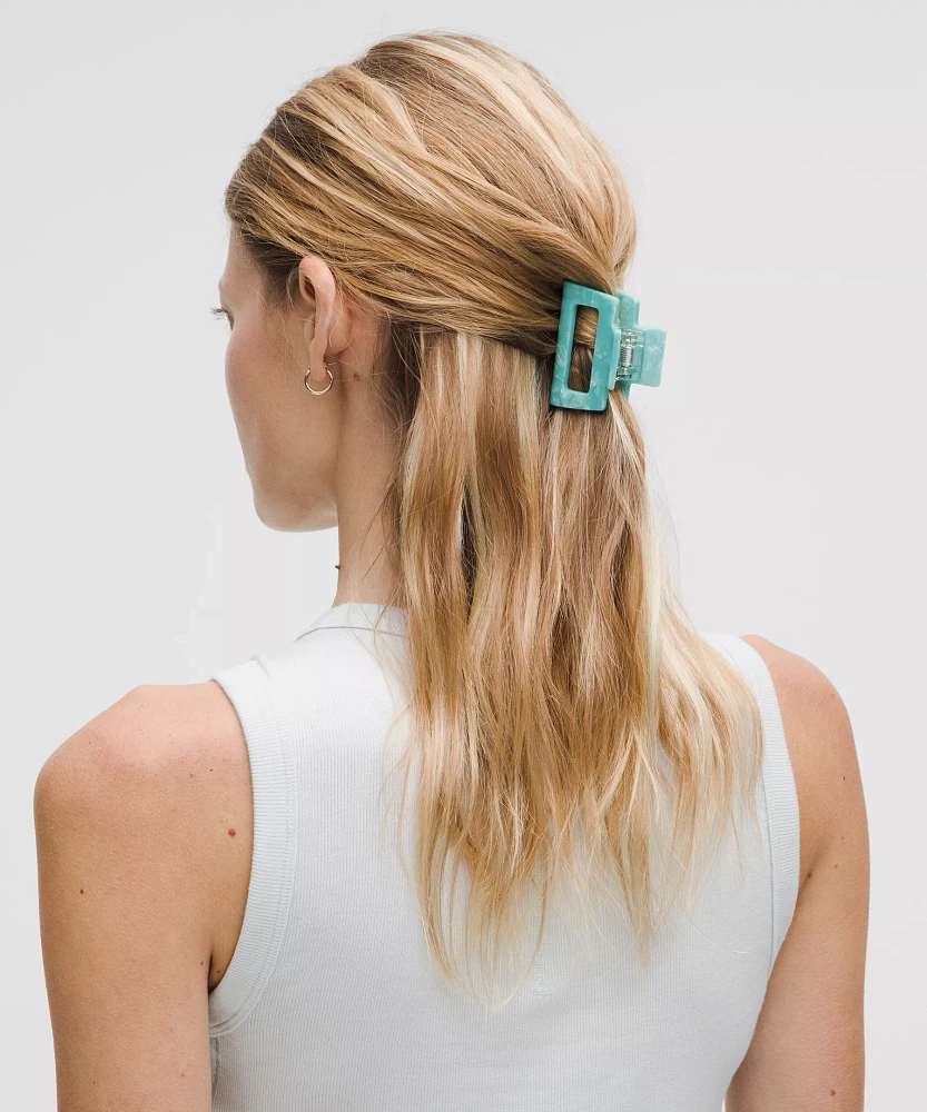 Medium Claw Hair Clip | Women's Accessories
