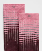 Women's Power Stride Crew Socks *Reflective |