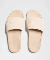 Women's Restfeel Slide *Graphic | Sandals