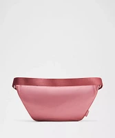 City Essentials Belt Bag 3L | Women's Sweaters