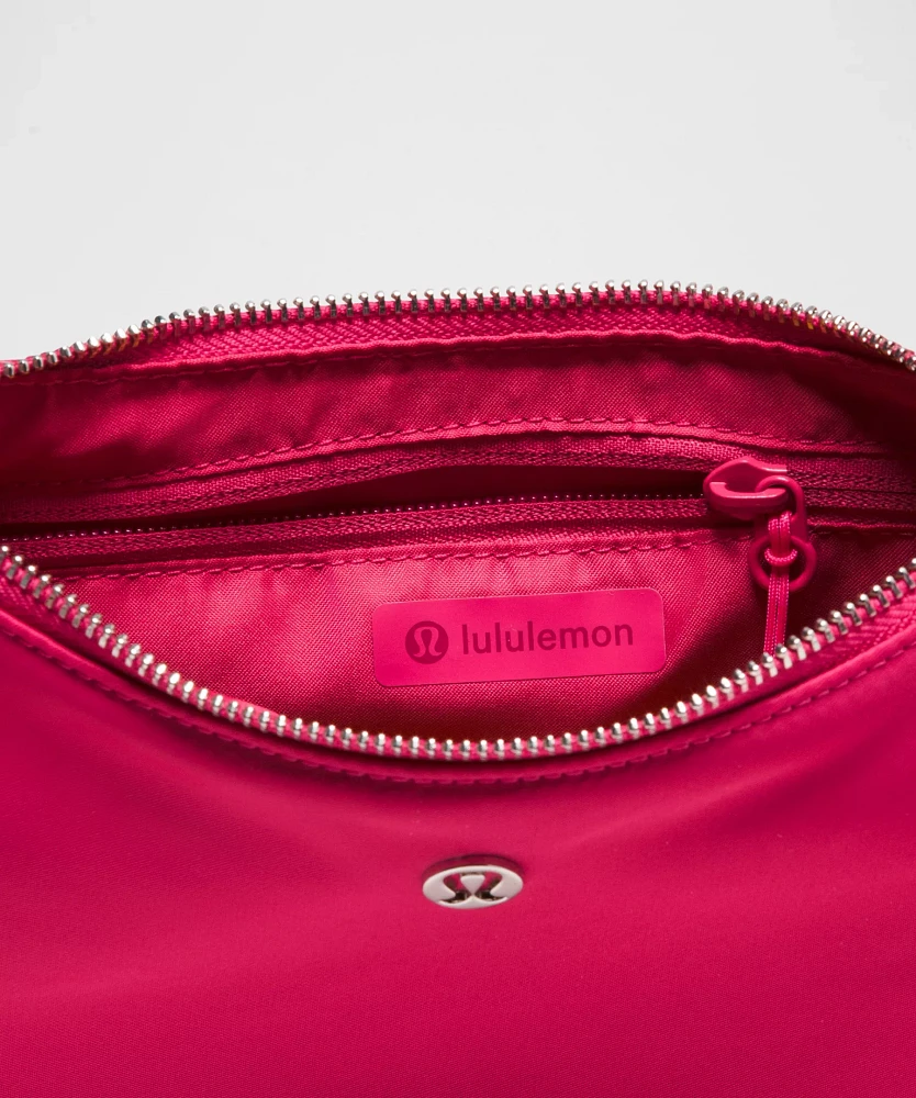 City Essentials Small Shoulder Bag 3L | Women's Bags,Purses,Wallets
