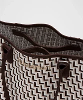 Classic Knit Tote Bag 18L | Women's Bags,Purses,Wallets