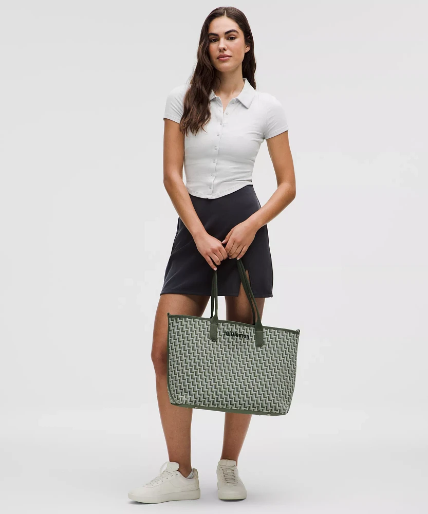 Classic Knit Tote Bag 18L | Women's Bags,Purses,Wallets