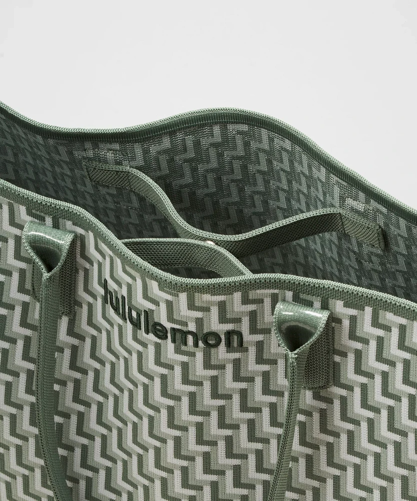 Classic Knit Tote Bag 18L | Women's Bags,Purses,Wallets