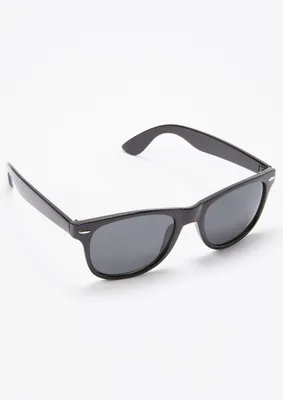Black Frame Peabody Sunglasses