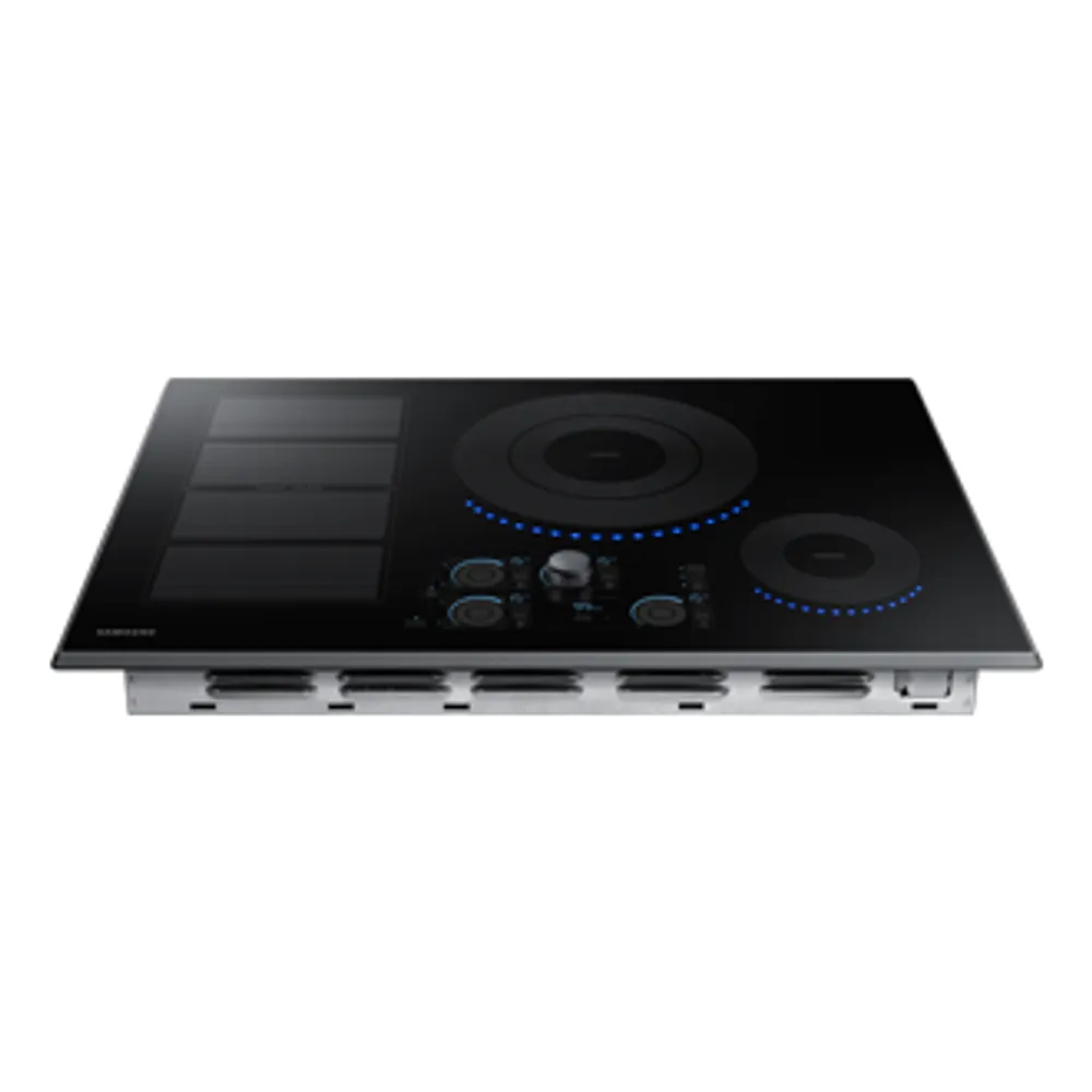 30" Smart Induction Cooktop with Virtual Flame Technology™ | Samsung CA