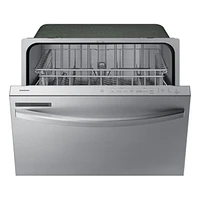 53 dBA Fingerprint-resistant Dishwasher with Adjustable Rack | Samsung Canada