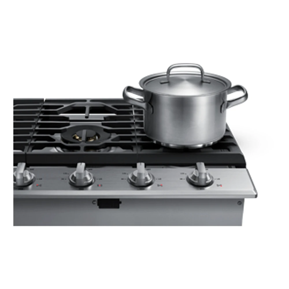 30" Smart Gas Cooktop with 22K BTU Dual Power Burner | Samsung Canada