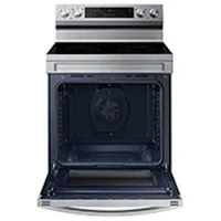 30" 6.3 cu. Ft. Smart Electric Freestanding Fan Convection Range with Air Fry | Samsung Canada