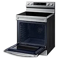 30" 6.3 cu. Ft. Smart Electric Freestanding Fan Convection Range with Air Fry | Samsung Canada