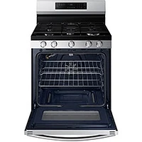 30" 6.0 cu. Ft. Smart Gas Freestanding Fan Convection Range with Air Fry | Samsung Canada