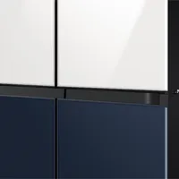 36" BESPOKE Counter-Depth 4-Door Flex French Door Refrigerators with Beverage Center™ | Samsung Canada