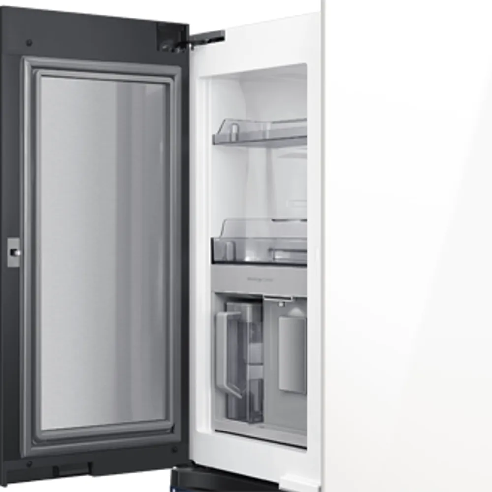 36" BESPOKE Counter-Depth 4-Door Flex French Door Refrigerators with Beverage Center™ | Samsung Canada