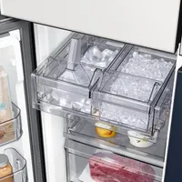 36" BESPOKE Counter-Depth 4-Door Flex French Door Refrigerators with Beverage Center™ | Samsung Canada