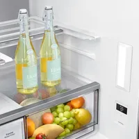 36" BESPOKE Counter-Depth 4-Door Flex French Door Refrigerators with Beverage Center™ | Samsung Canada