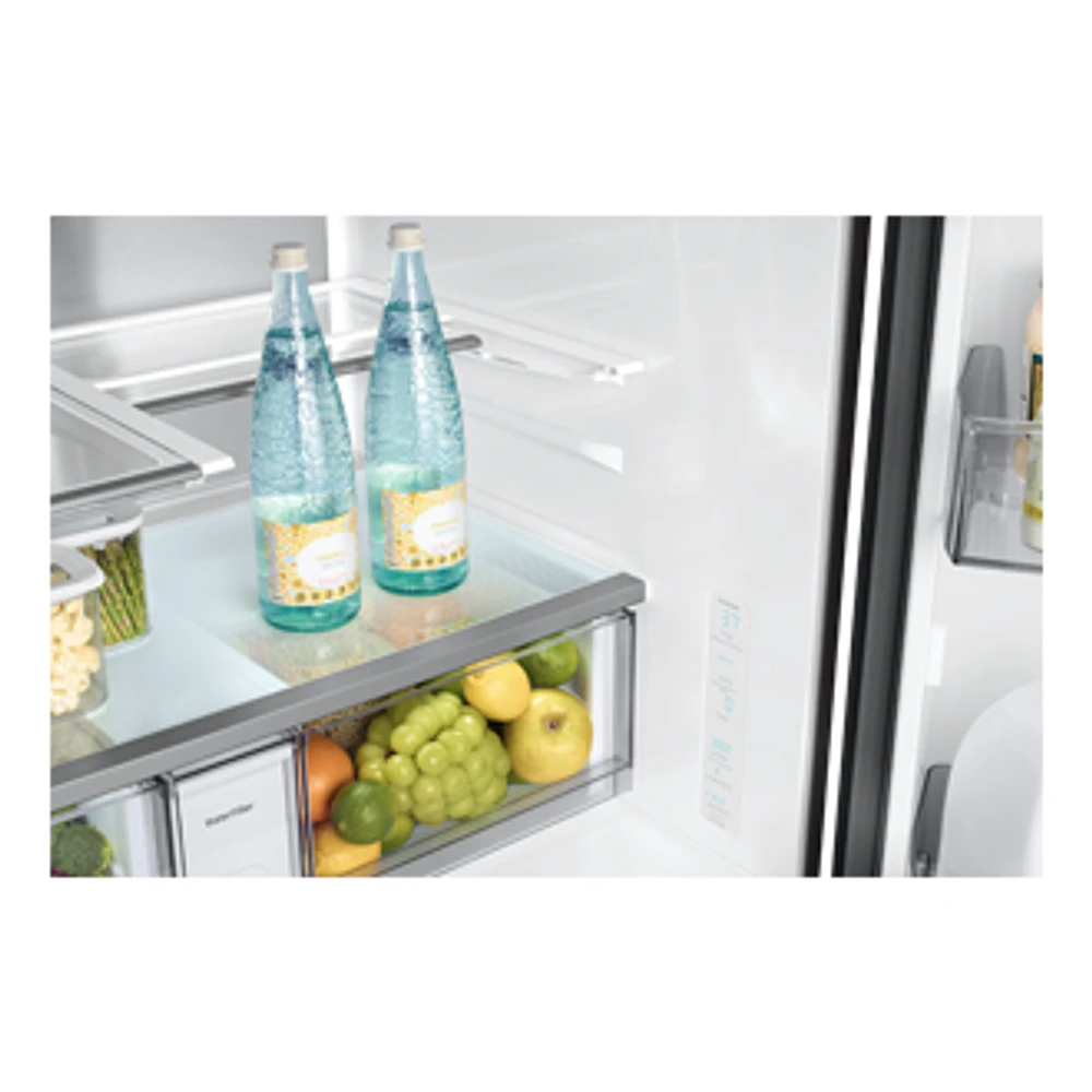 36" BESPOKE 4 Door French Door Refrigerator with Beverage Center | Samsung Canada