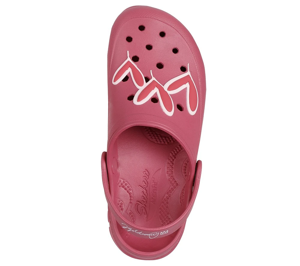 Foamies JGoldcrown: Arch Fit Footsteps - Love-Struck