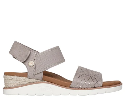 Martha Stewart: BOBS Arch Fit Beach Kiss - Beyond Chic