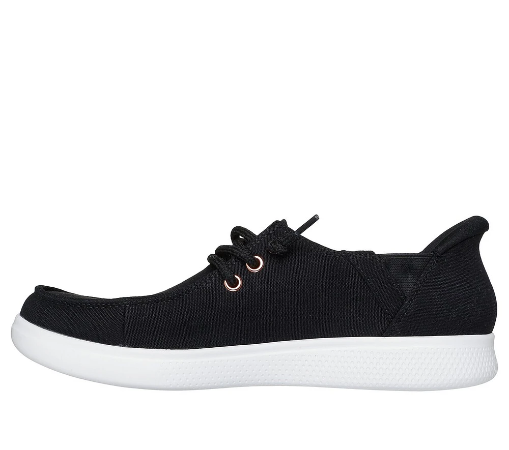 Skechers Slip-ins: BOBS Skip Cute - Spot Twist