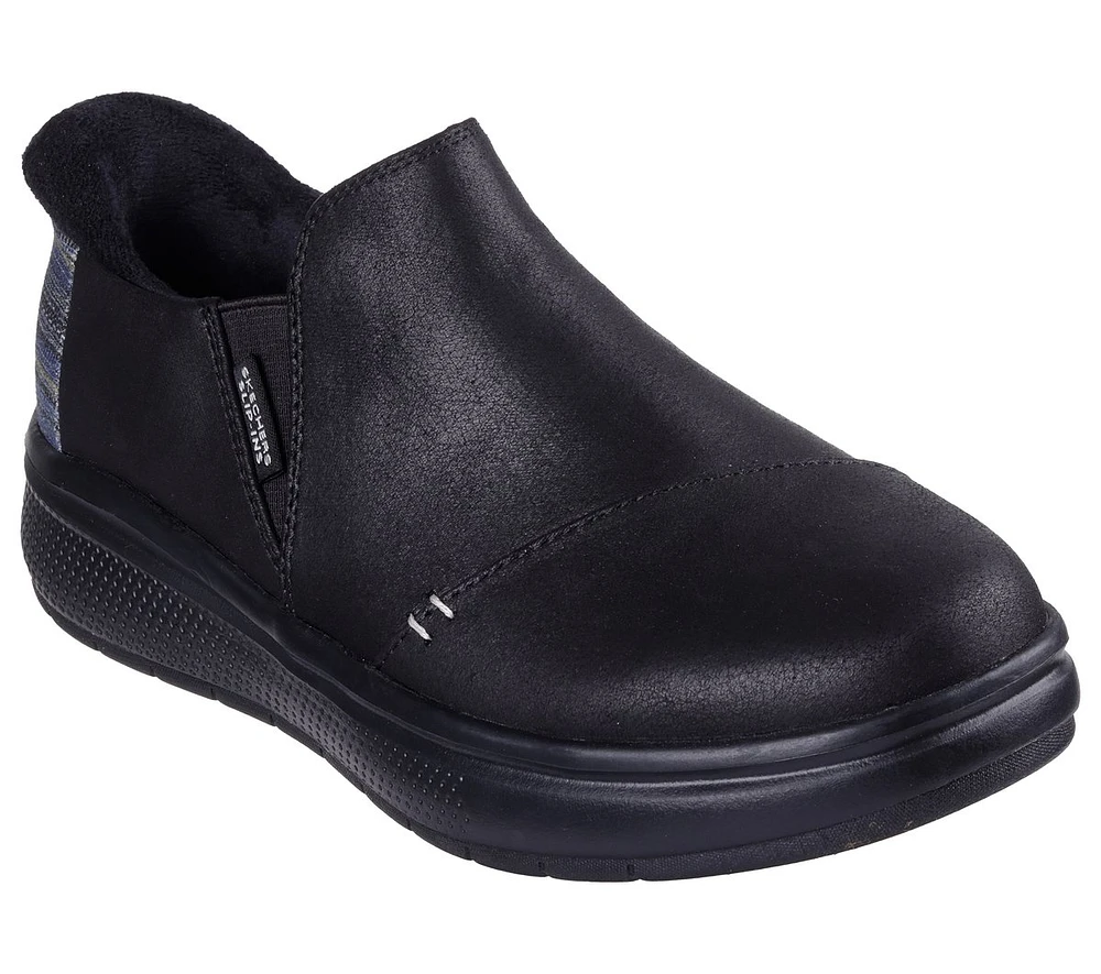 Skechers Slip-ins: BOBS Skip Cute Wave