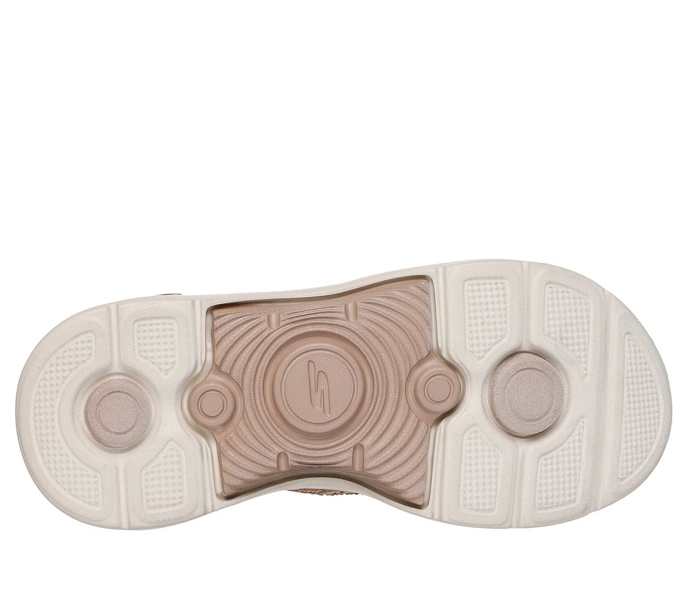 Martha Stewart: GO WALK Arch Fit 2.0