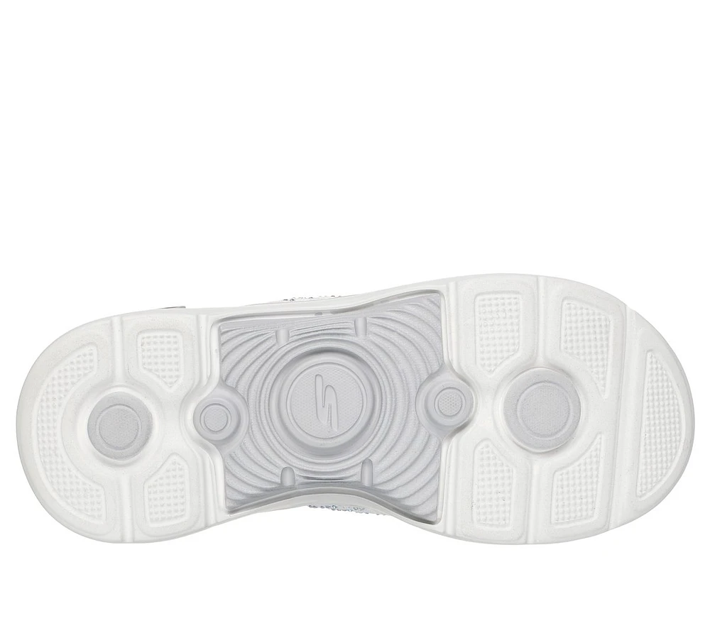 Martha Stewart: GO WALK Arch Fit 2.0 - Illuminating
