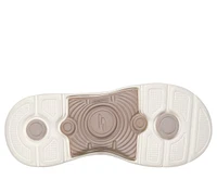 Martha Stewart: GO WALK Arch Fit 2.0 Sandal - Sparkling