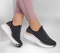 Relaxed Fit: D'Lux Walker - Let it Glow