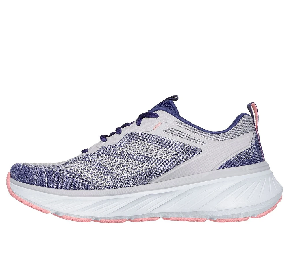 Relaxed Fit: Edgeride - Power Flow