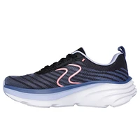 Relaxed Fit: D'Lux Vapor