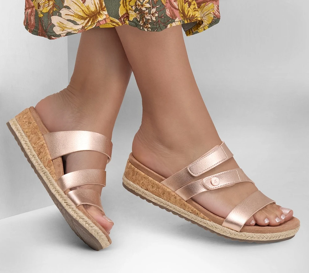 Martha Stewart: Breezie - Shiny Luster