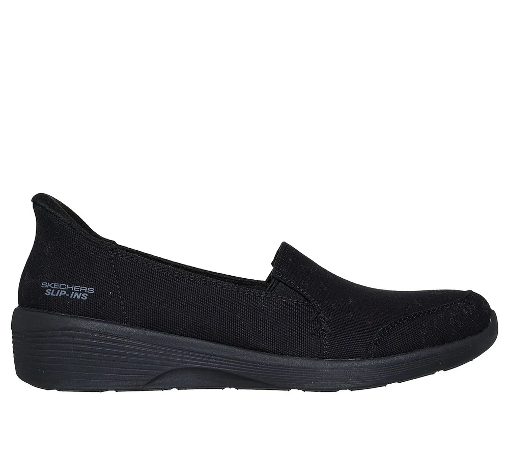 Skechers Slip-ins: Arya -Extraordinary