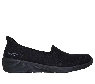 Skechers Slip-ins: Arya -Extraordinary