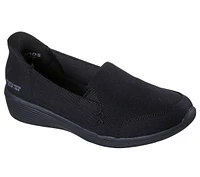 Skechers Slip-ins: Arya -Extraordinary