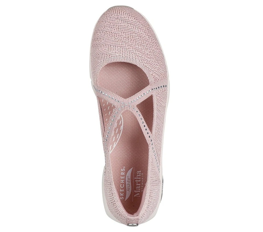 Martha Stewart: Arch Fit Living - Meadow Walks