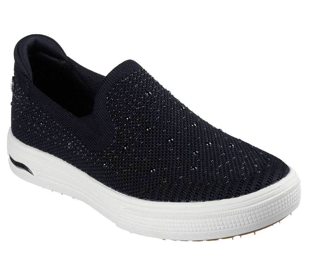 Martha Stewart: Arch Fit Arcade - Glitz Gal