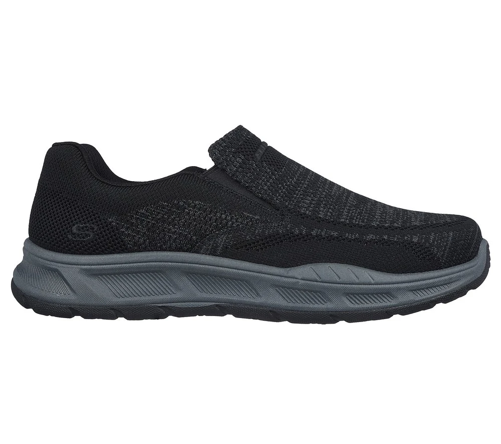 Relaxed Fit: Cohagen - Knit Walk