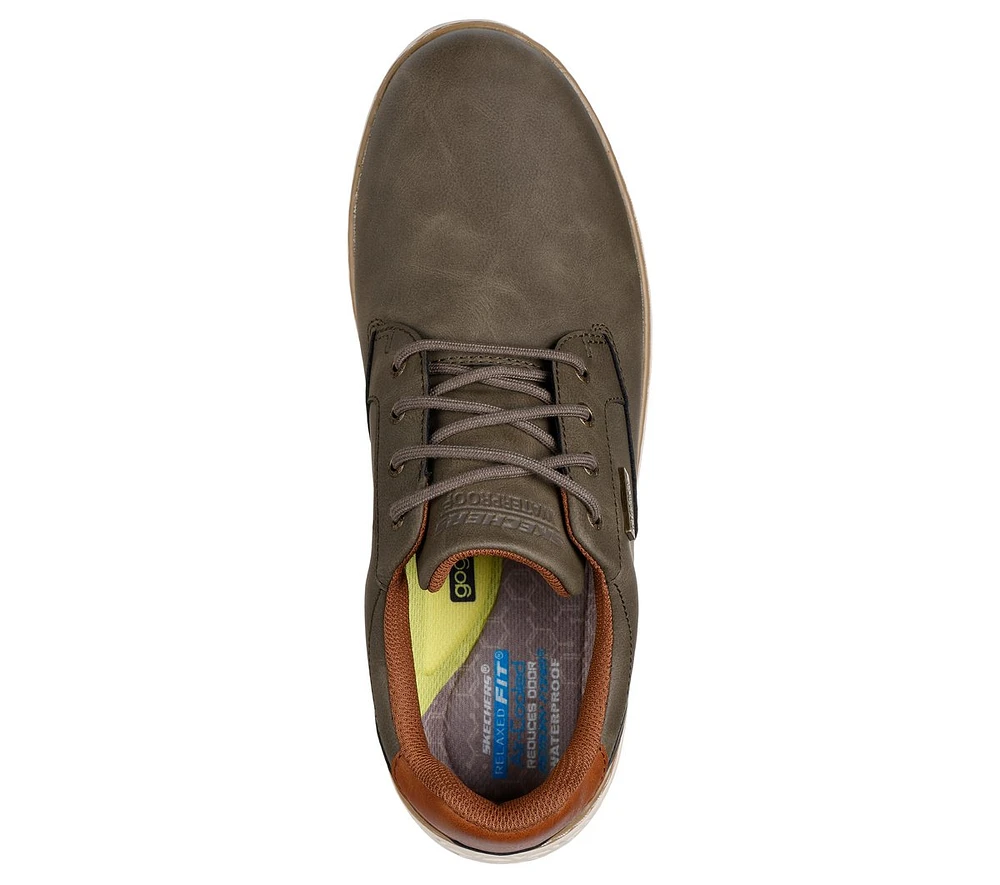 Relaxed Fit: Garlan