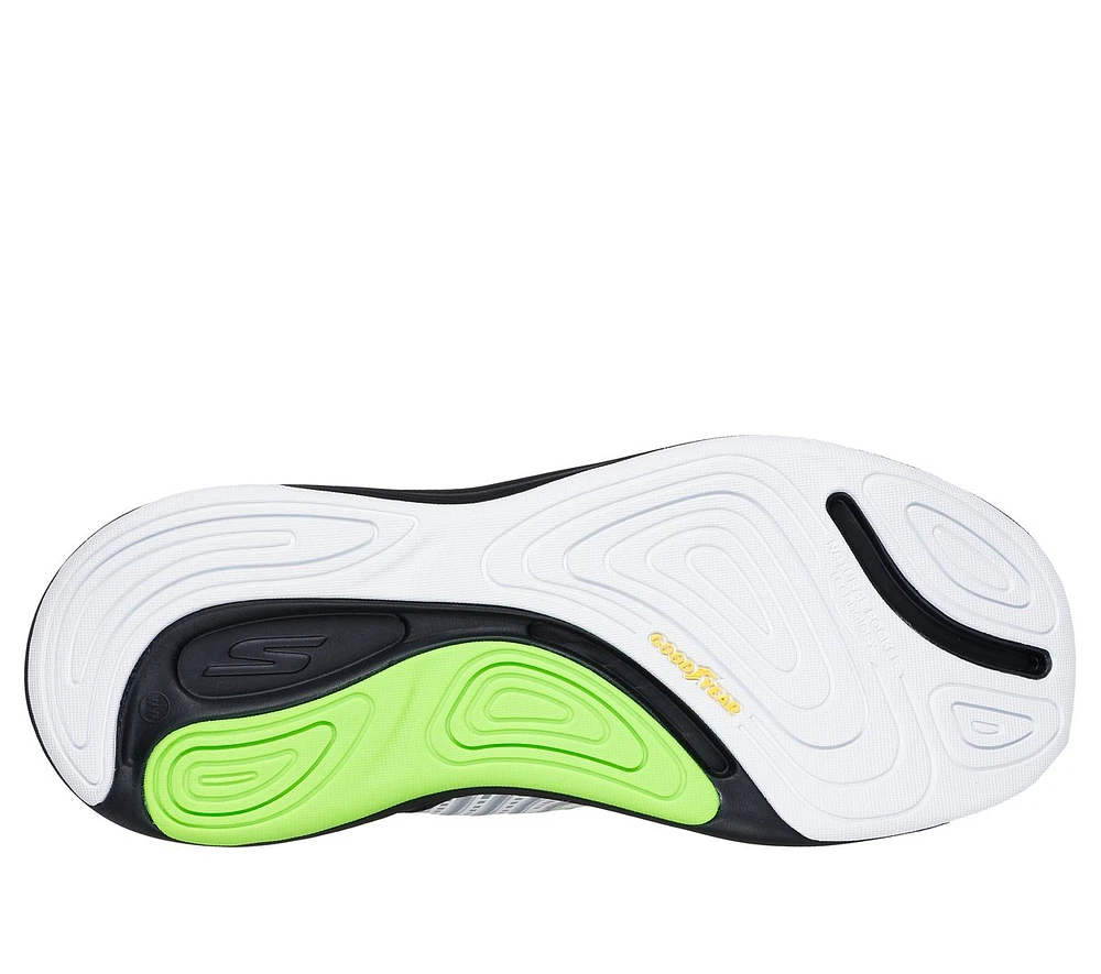 Skechers Slip-ins: Max Cushioning Suspension