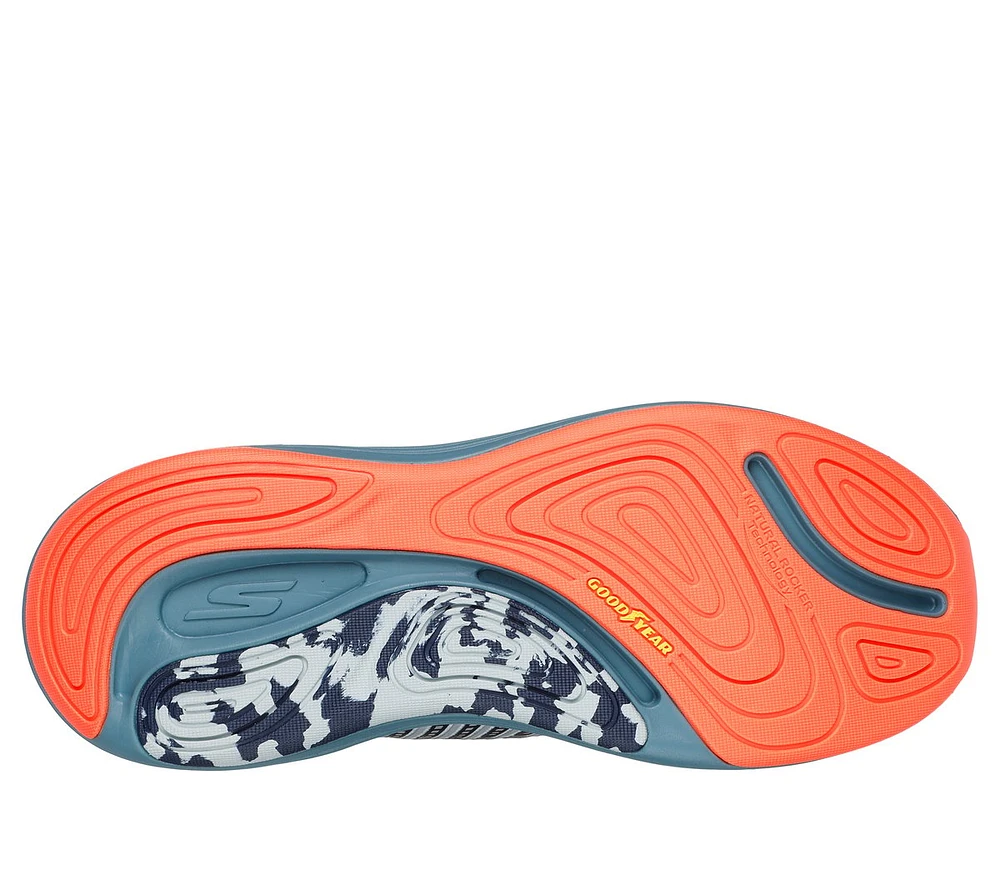 Skechers Slip-ins: Max Cushioning Suspension