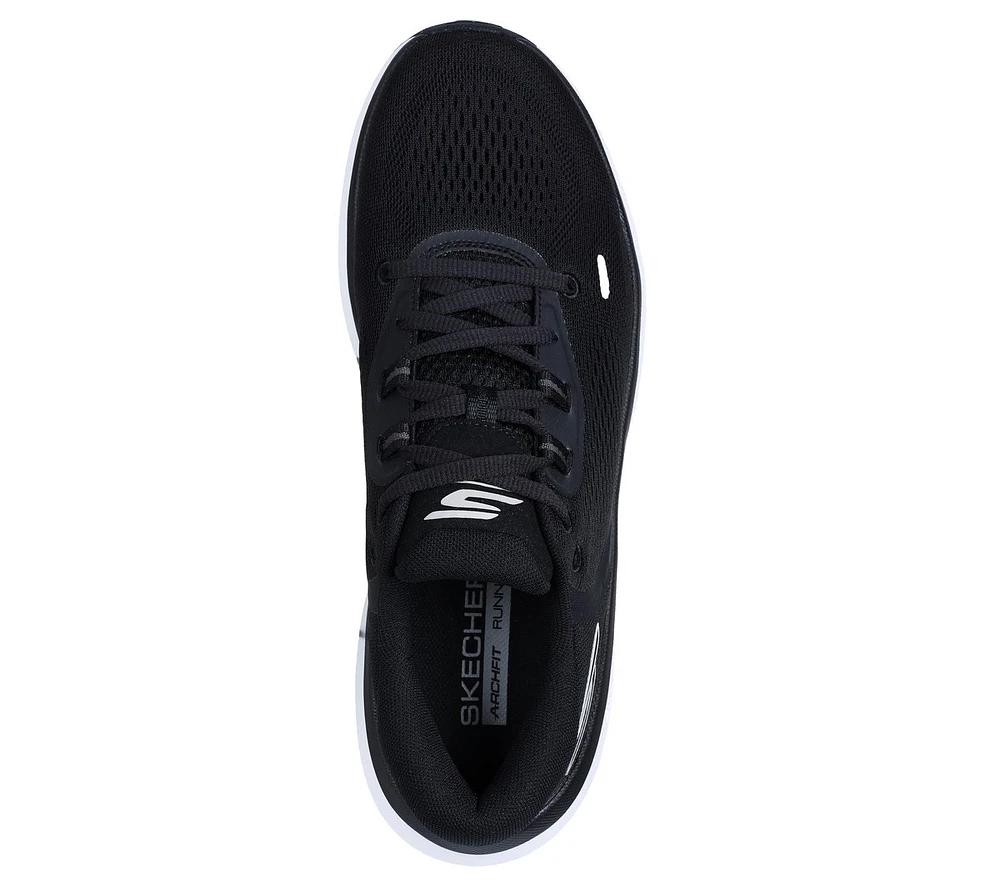 GO RUN Pure 4 Arch Fit