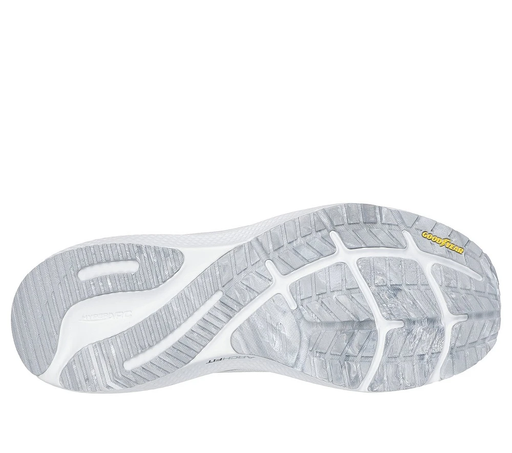 GO RUN Pure 4 Arch Fit